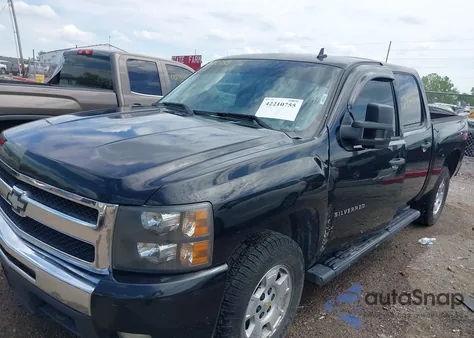 2011 Chevrolet Silverado 1500 Lt из США, поврежденный, VIN 3GCPKSE37BG255833